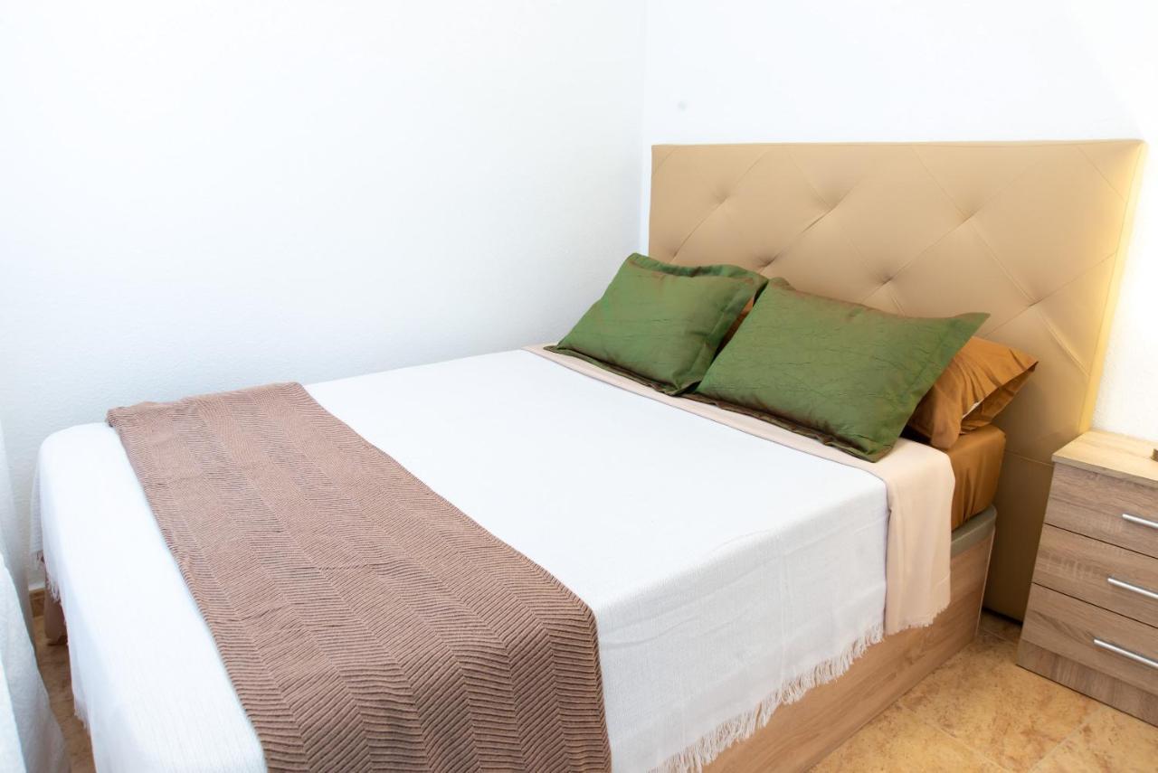Holiday Suite Caballero De Rodas 92 Torrevieja Luaran gambar