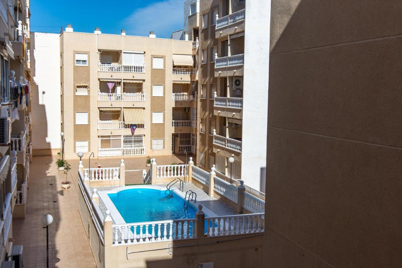 Holiday Suite Caballero De Rodas 92 Torrevieja Luaran gambar